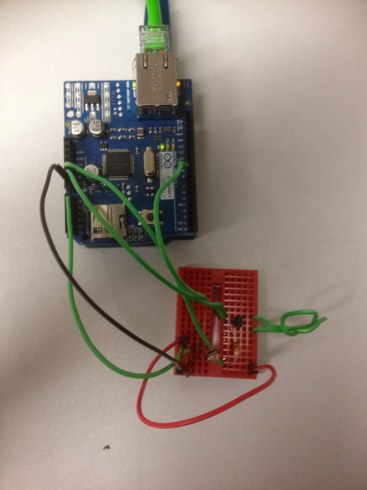 Arduino with LDR and DS18B20